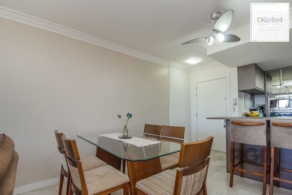 Excelente apartamento de 107 m² com 3 dormitórios e 2 vagas cobertas.