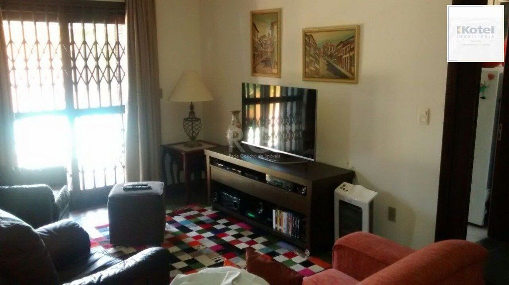 Casa para Venda - 316m², 3 dormitórios, sendo 1 suites, 2 vagas - Cavalhada — foto 4