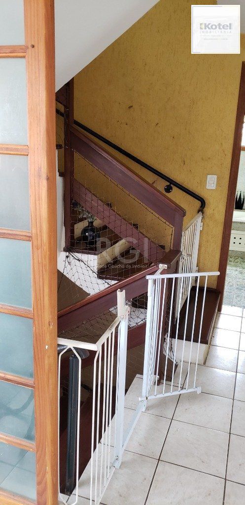 Casa para Venda - 200m², 8 dormitórios, 5 vagas - Teresópolis — foto 4