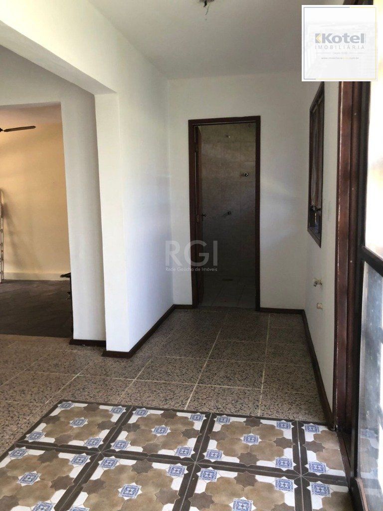 Casa para Venda - 180.19m², 3 dormitórios, sendo 1 suites, 2 vagas - Camobi — foto 4