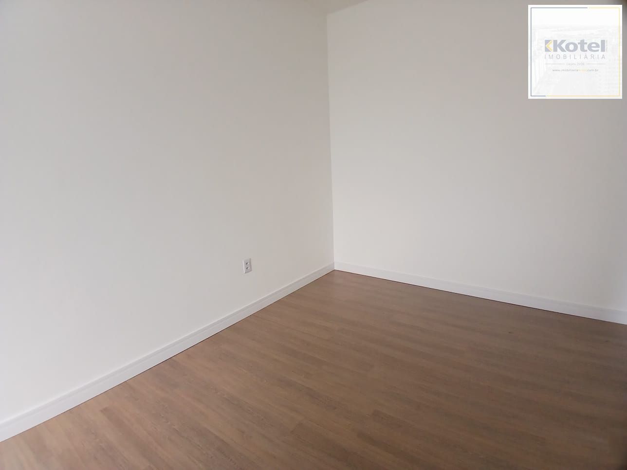Apartamento de 01 dormitorio no Passo da Areia - Porto Alegre — foto 2