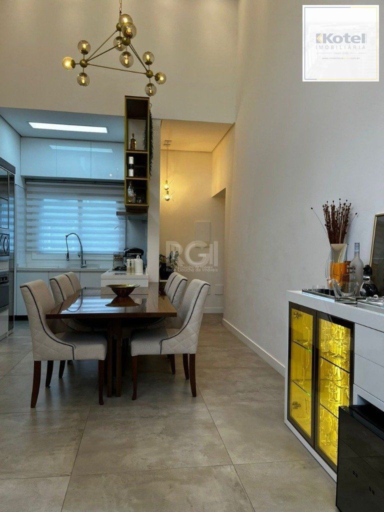 EXCELENTE APARTAMENTO COM 2 DORMITÓRIOS, 2 SUÍTES, 2 VAGAS DE GARAGEM. — foto 5