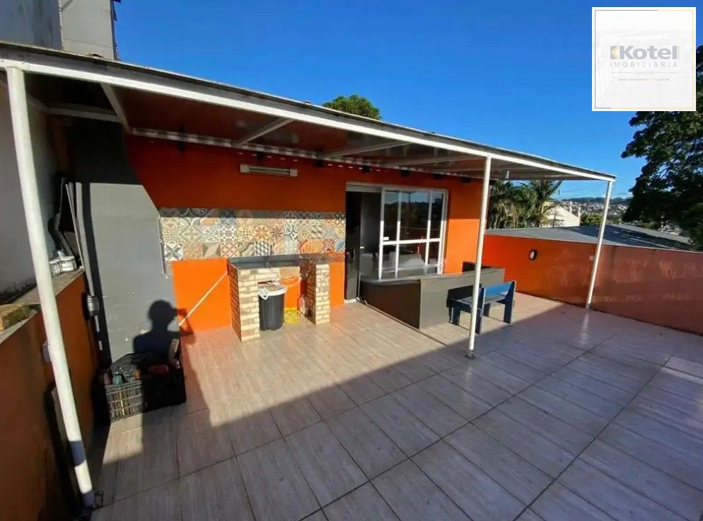 Casa 2 dormitórios à venda Rua Doutor Álvaro Furtado, Medianeira - Porto Alegre