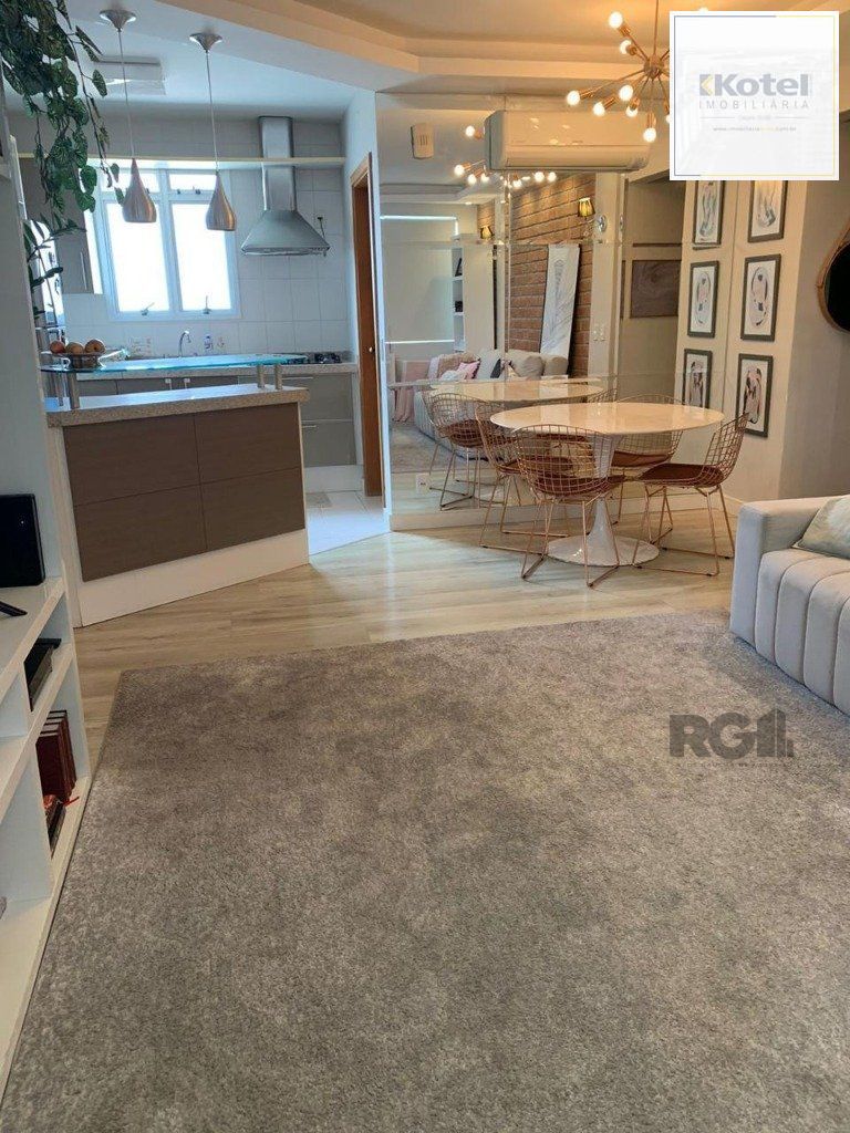 Apartamento 2 dormitórios, 1 suíte, 74m, 2 vagas, elevador