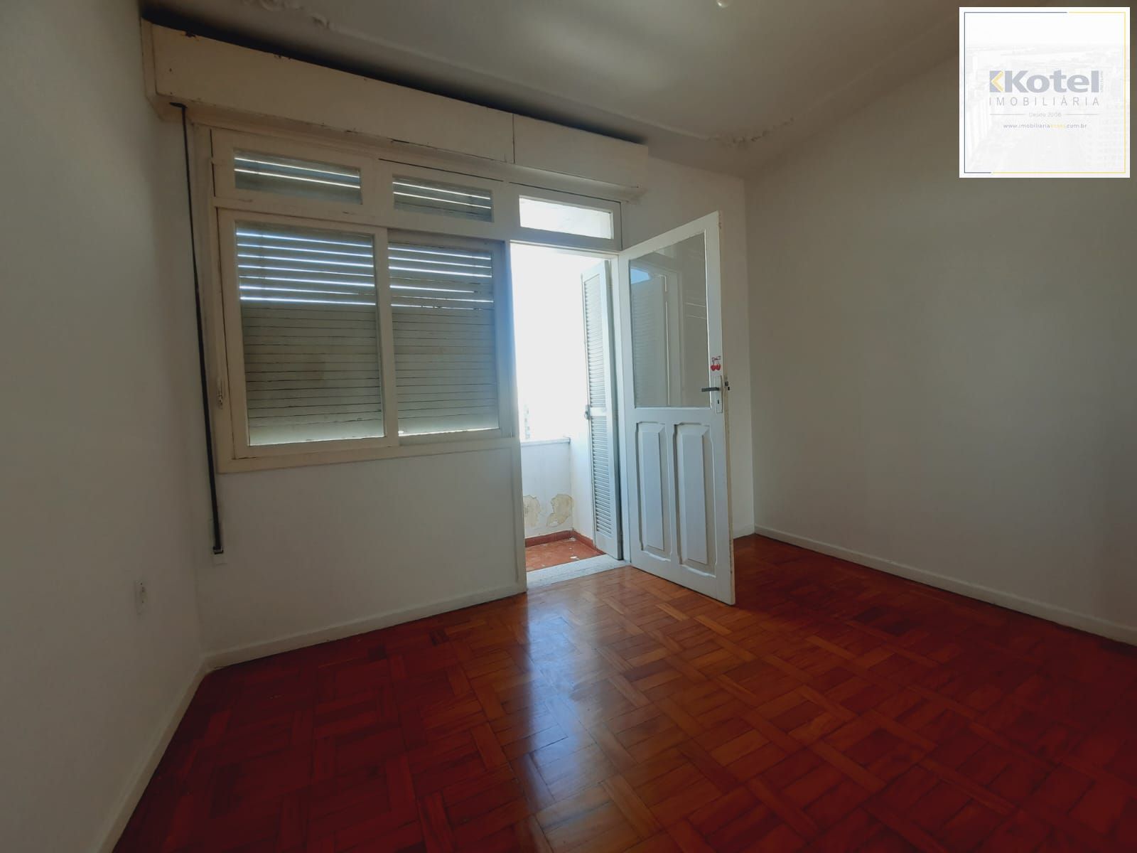 Apartamento 3 dormitórios no bairro Cidade Baixa/ Porto Alegre. — foto 4