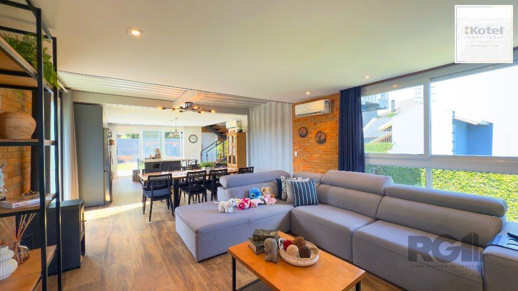Casa para Venda - 315m², 3 dormitórios, sendo 1 suites, 2 vagas - Teresópolis — foto 5