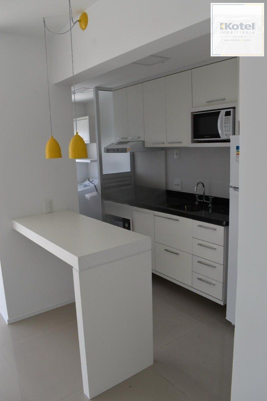 Apartamento com 3 quartos e 79m² à venda em Passo da Areia, Porto Alegre. Rua Bezerra De Menezes, Passo Da Areia, Porto Alegre