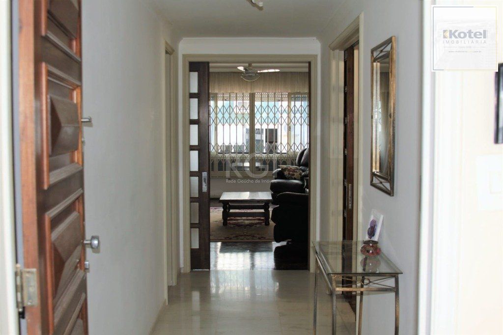 Apartamento com 03 dormitórios, churrasqueira e vaga de garagem no Menino Deus — foto 5