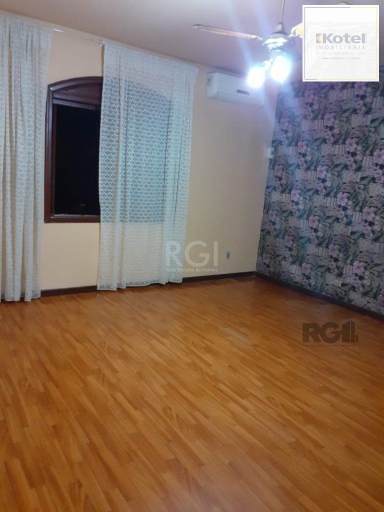 Casa 3 quartos à venda, 205m², Medianeira - Porto Alegre — foto 2