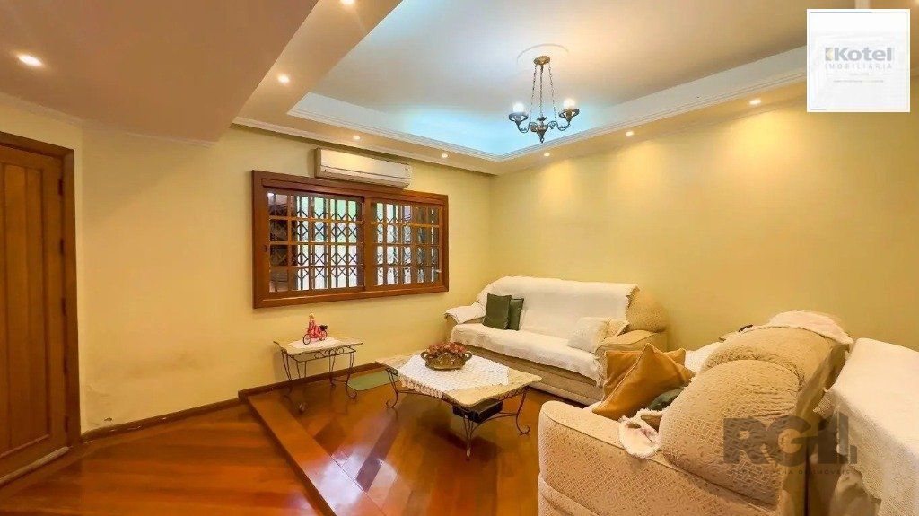 Casa com 4 quartos no bairro nonoai — foto 2