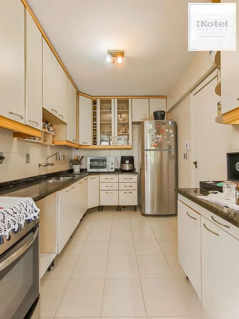 Apartamento de 3 dormitórios á venda no Bairro Bela Vista - Porto Alegre