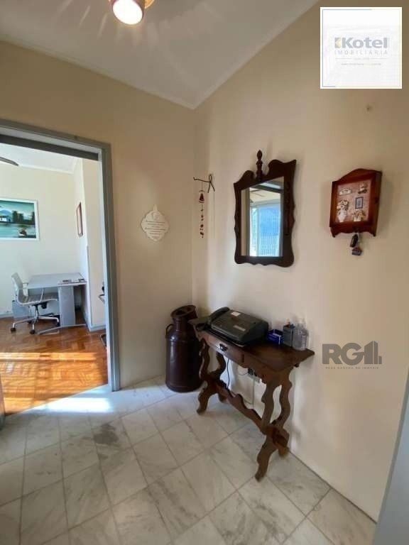 Casa de 2 dormitórios, bairro Vila Ipiranga