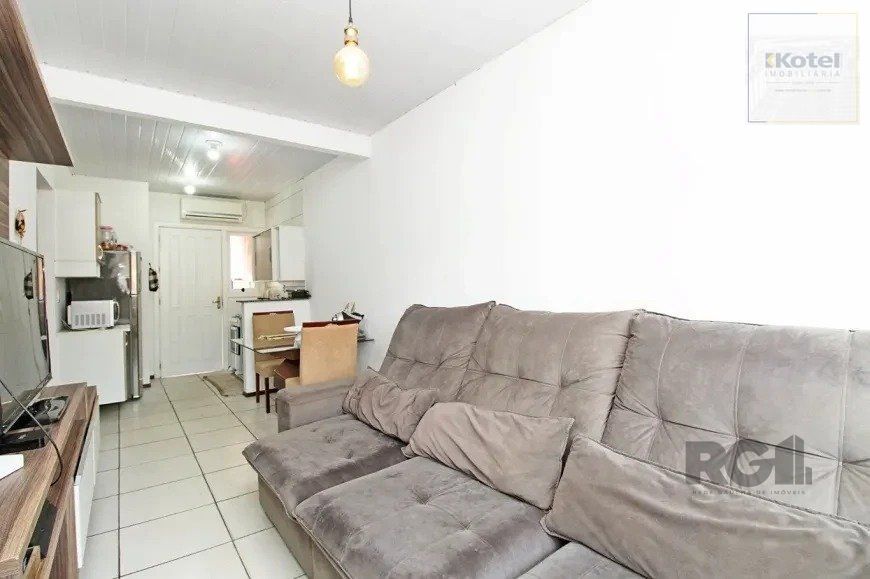 Excelente casa de 45m² com 1 dormitório e 1 vaga no bairro Hípica. — foto 3