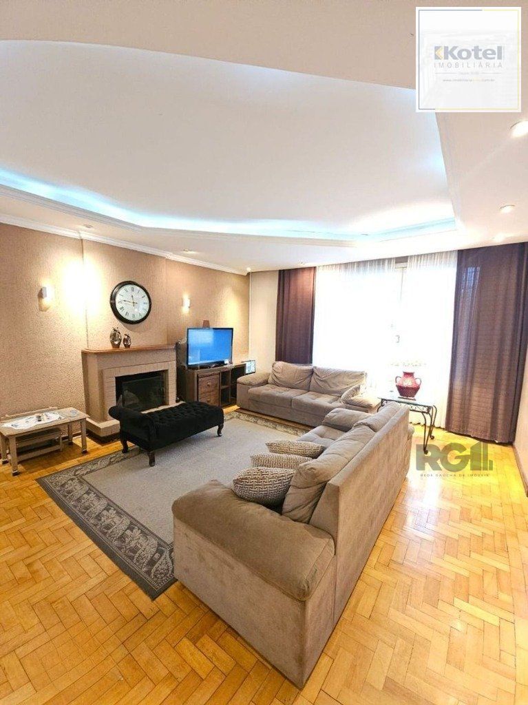 casa de 5 dormitórios no bairro Glória — foto 3