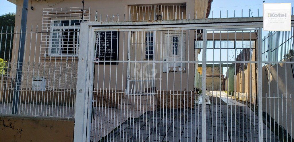 Casa para Venda - 200m², 8 dormitórios, 5 vagas - Teresópolis — foto 2