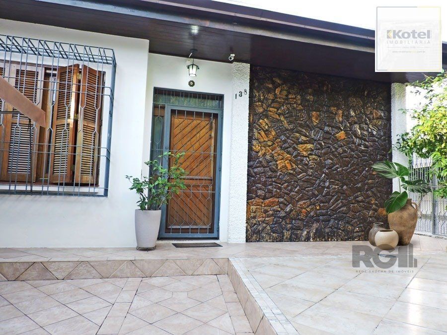 Casa 4 Dormitórios Bairro Gloria — foto 3