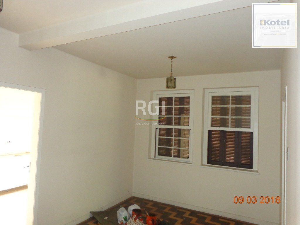 Predio para Venda - 400m², 0 dormitórios, Petrópolis