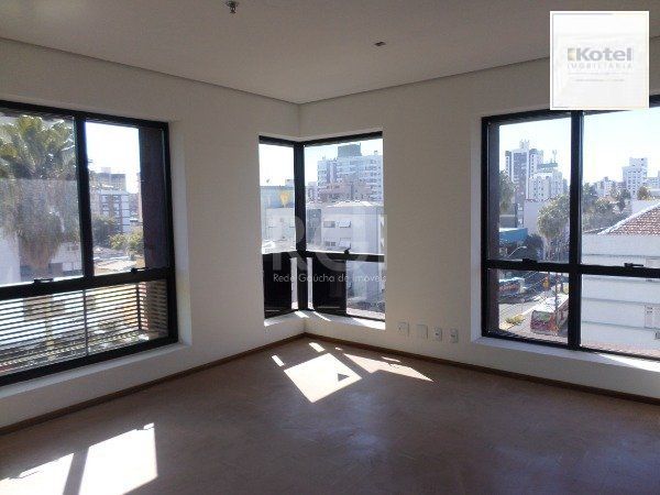 Sala Comercial à venda, 38m², Menino Deus - Porto Alegre