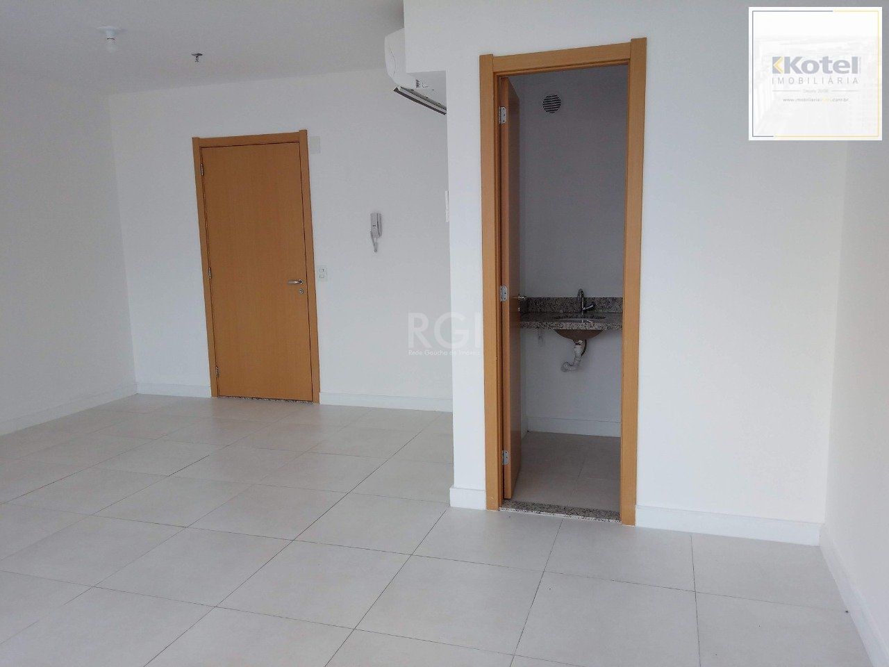 Sala Comercial à venda, 36m², Cidade Baixa - Porto Alegre — foto 5