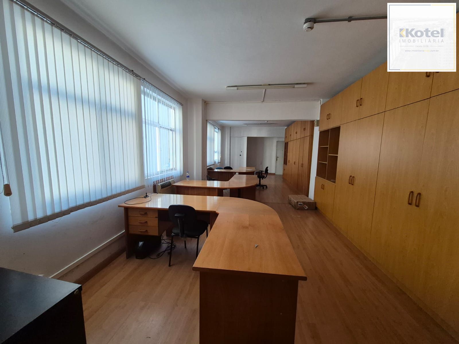 Sala com 50,70m² que pode ser transformada em apto