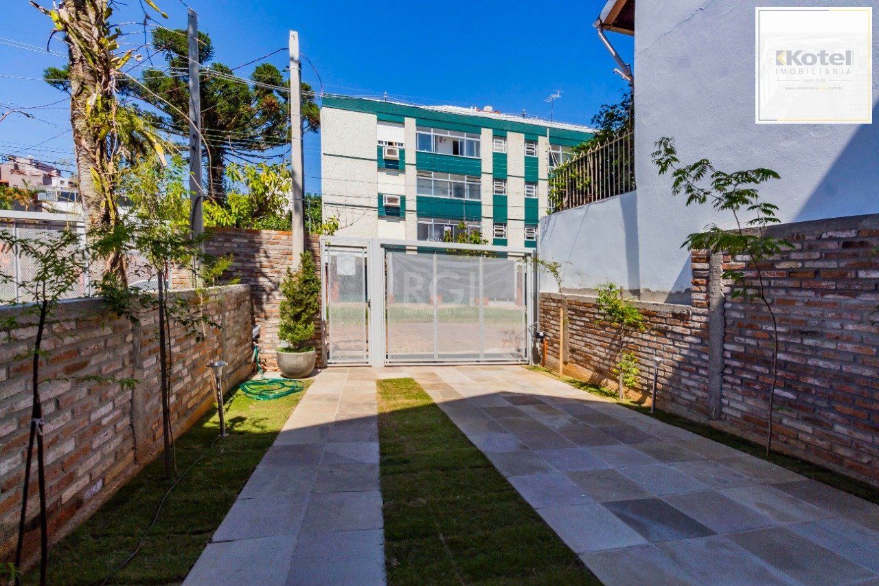 Casa 3 quartos à venda, 252m², Jardim São Pedro - Porto Alegre — foto 2