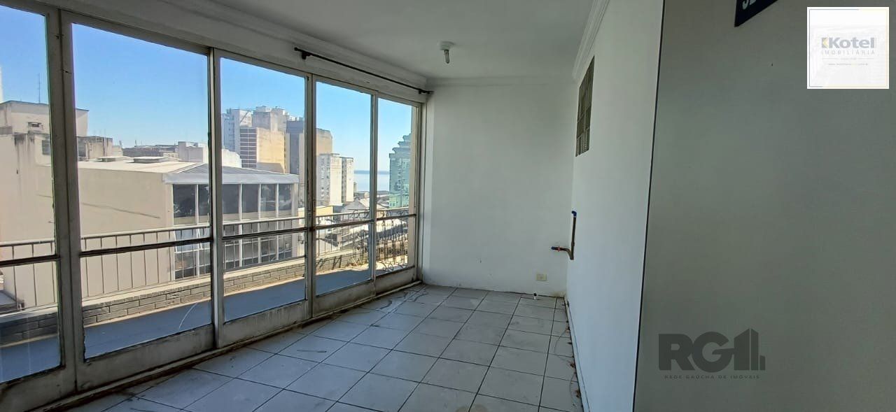 Sala Comercial à venda, 160m², Centro Histórico - Porto Alegre