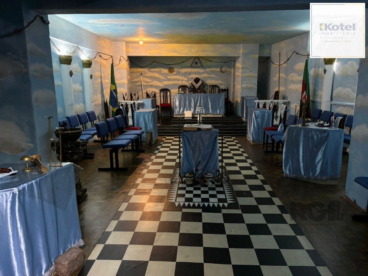 Sala Comercial à venda, 177m², Centro Histórico - Porto Alegre