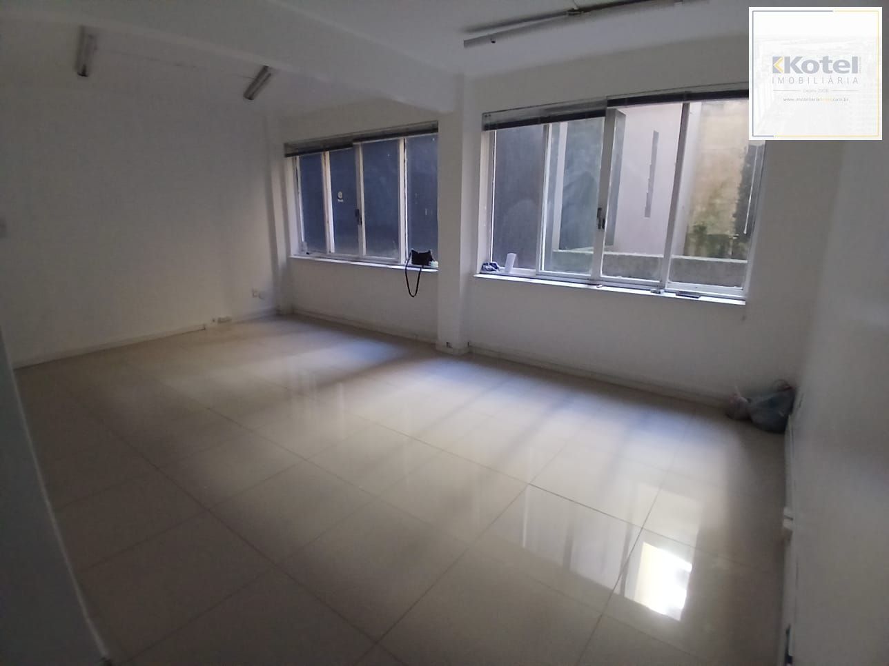 sala 40m2 andradas