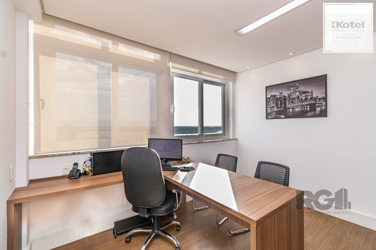 Sala Comercial à venda, 82m², Centro Histórico - Porto Alegre