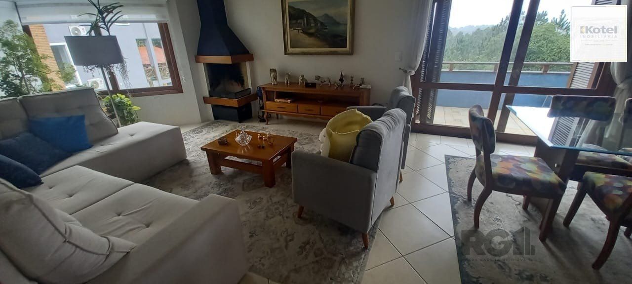 Sobrado 3 quartos à venda, 253m², Centro - Viamão