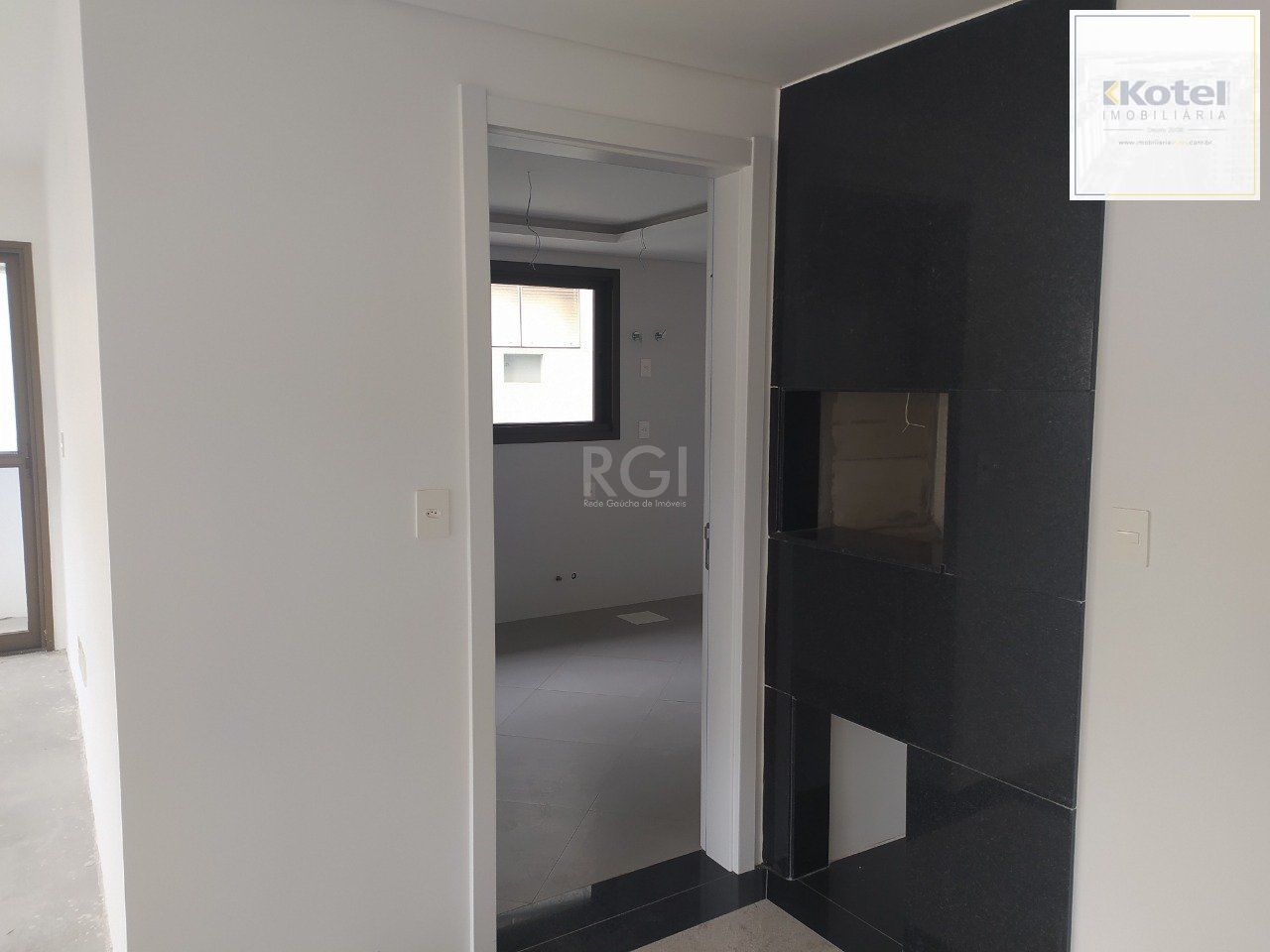 Apartamento para Venda - 123.71m², 3 dormitórios, sendo 1 suites, 1 vaga - Petrópolis — foto 4