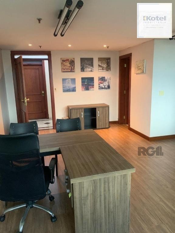 Vende 7 salas com área privativa de 308,67m² no coração da nova Carlos Gomes