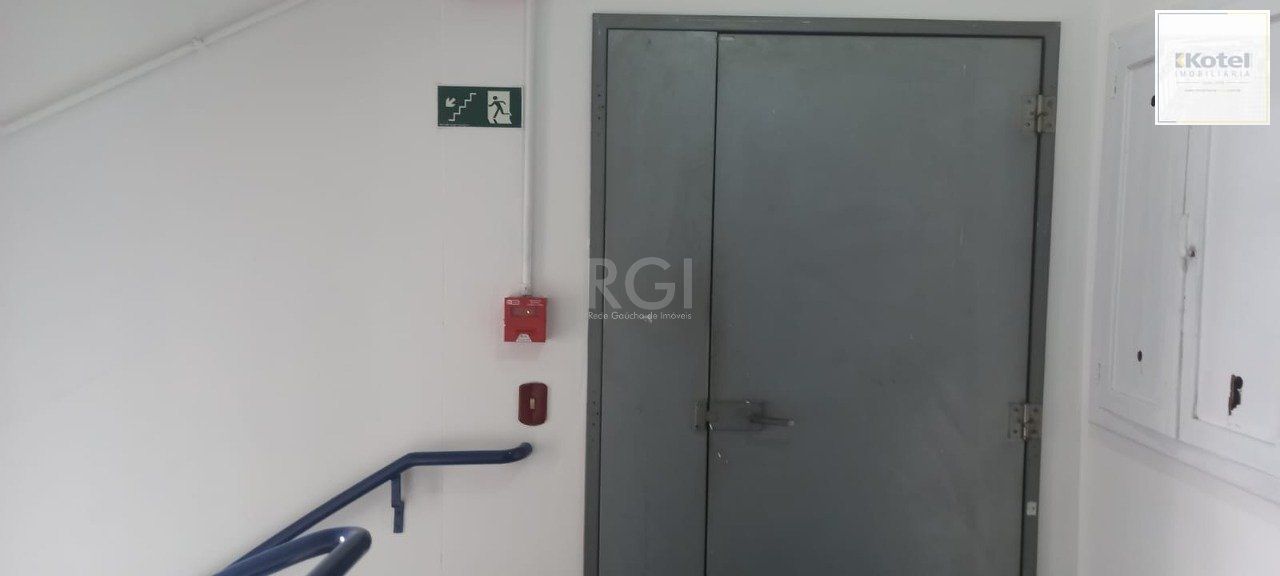 Sala Comercial à venda, 157m², Centro Histórico - Porto Alegre