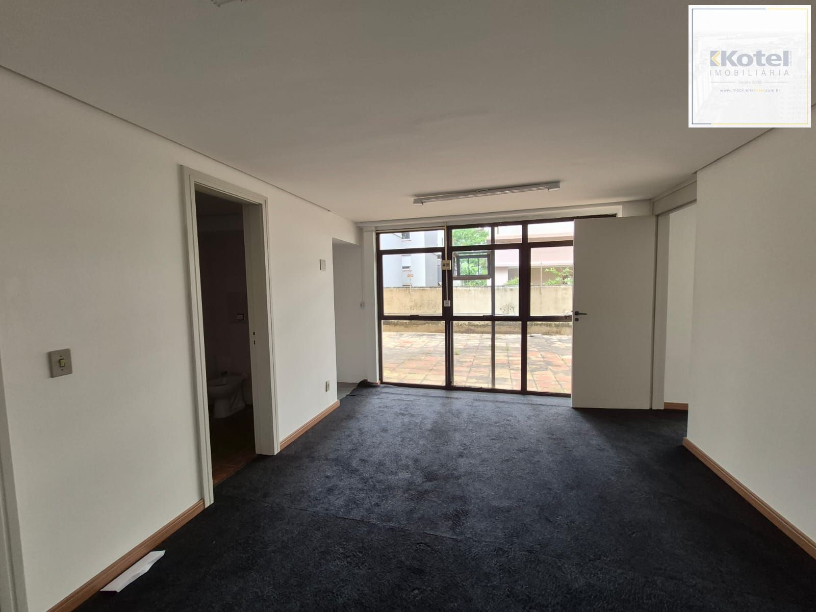 Conjunto Comercial 2 quartos à venda, 50m², Moinhos de Vento - Porto Alegre