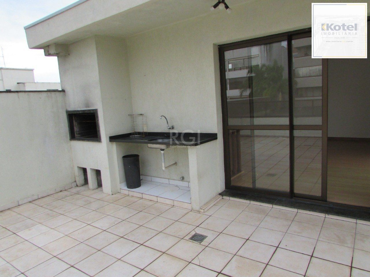 Cobertura com 2 dormitórios à venda, 150 m² por R$ 850.000,00 - Petrópolis - Porto Alegre/RS — foto 3