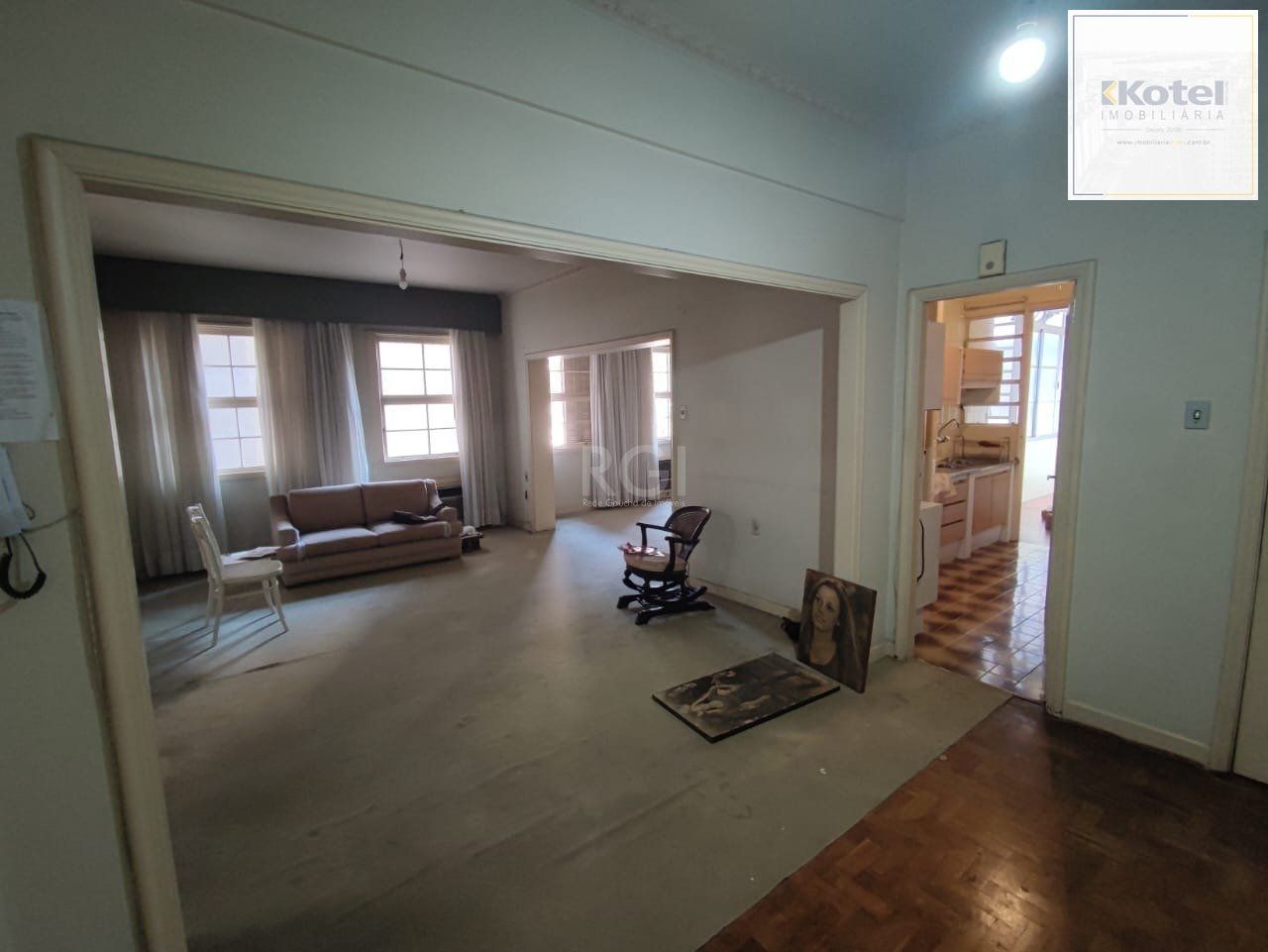 Apartamento para Venda - 136.2m², 3 dormitórios, 1 vaga - Centro Histórico