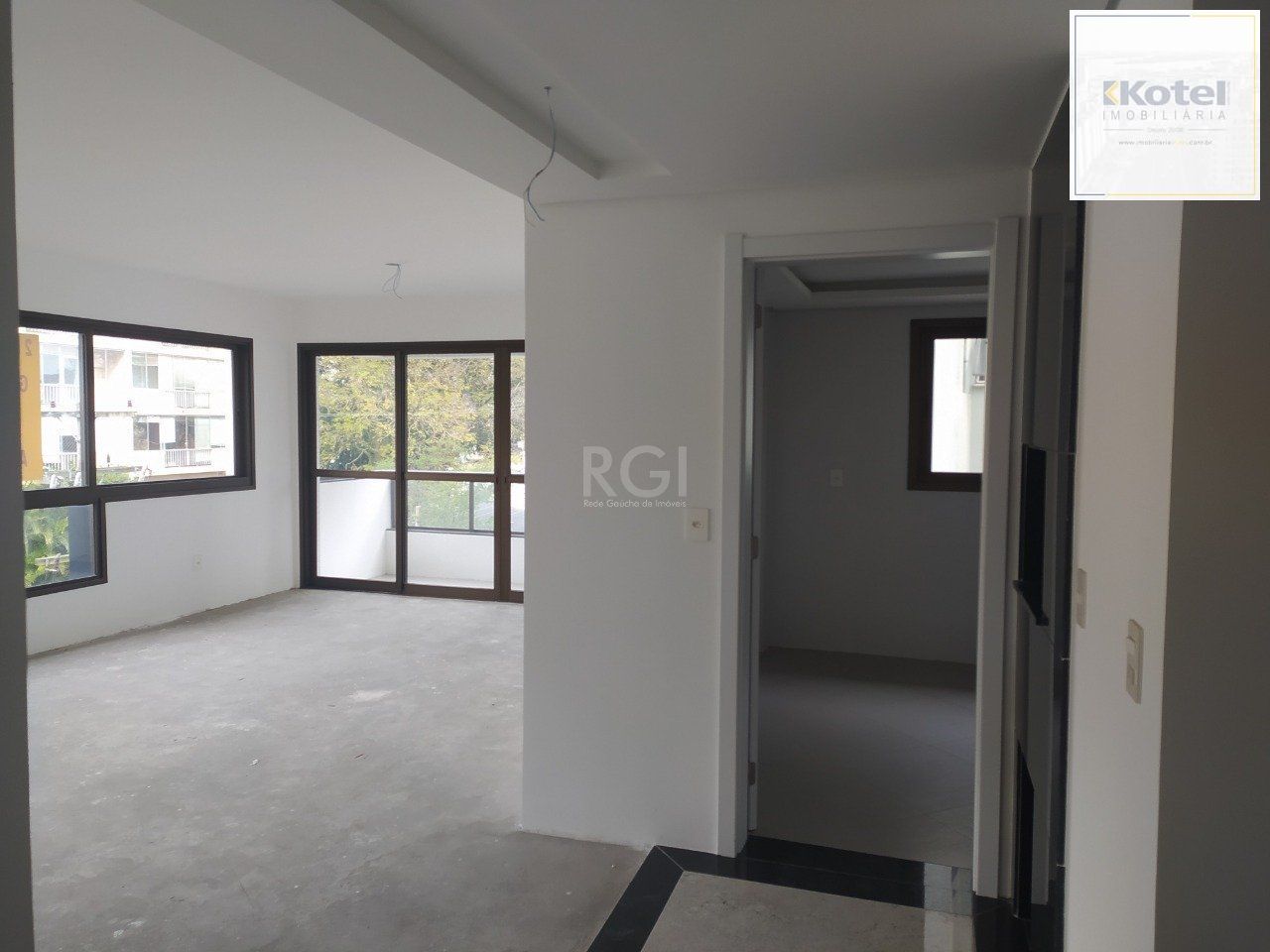 Apartamento para Venda - 123.71m², 3 dormitórios, sendo 1 suites, 2 vagas - Petrópolis — foto 4