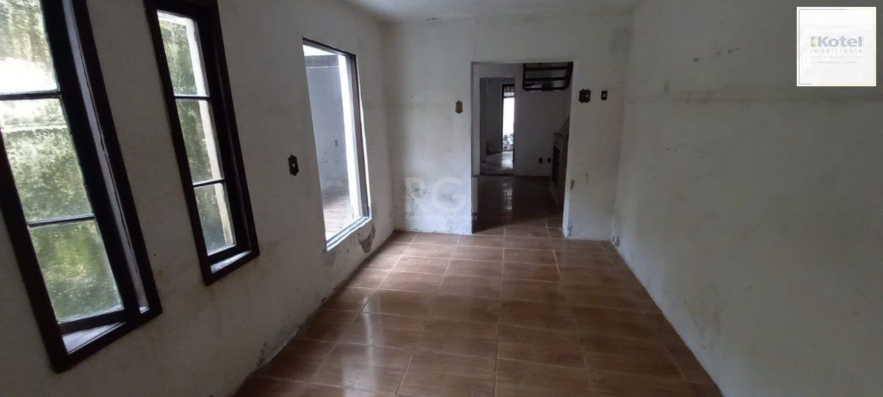 Sobrado para Venda - 110m², 4 dormitórios, sendo 1 suites, 2 vagas - Floresta — foto 4