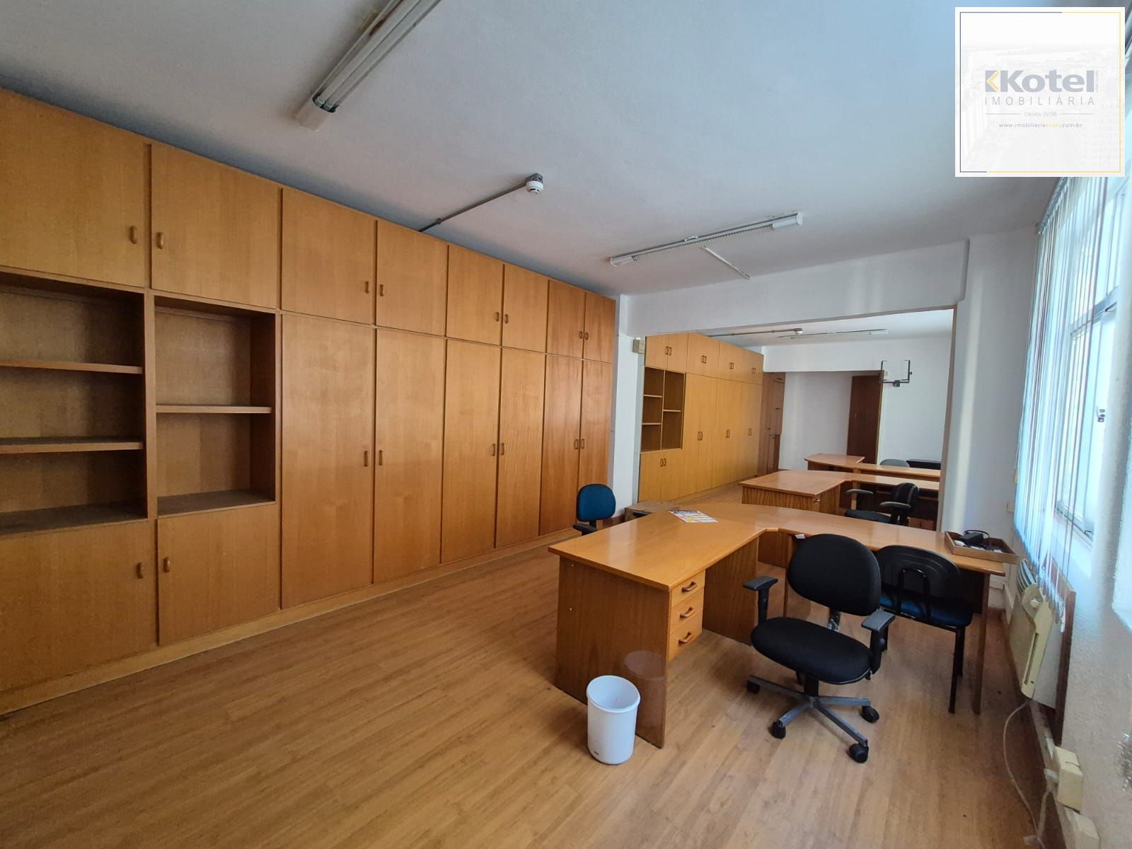Sala com 50,70m² que pode ser transformada em apto