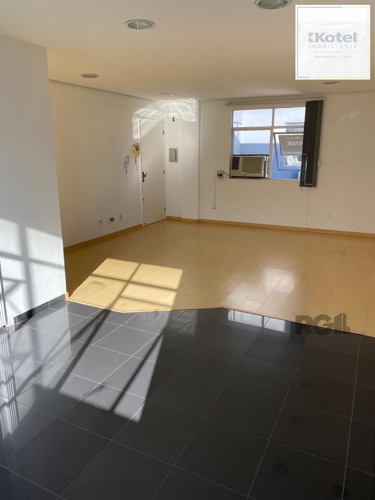 Sala Comercial à venda, 44m², Floresta - Porto Alegre — foto 3