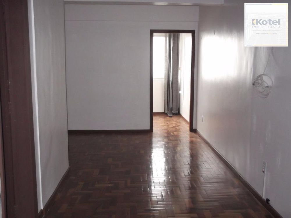 Vende sala no Centro Histórico com vista para o Guaíba