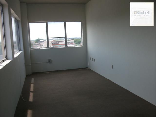 Conjunto/Sala para Locação e Venda - 30m², São João