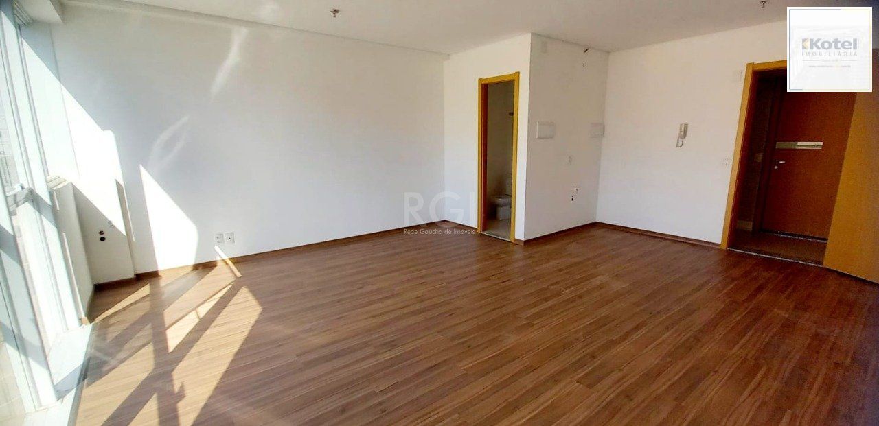 Sala Comercial à venda, 36m², Centro Histórico - Porto Alegre
