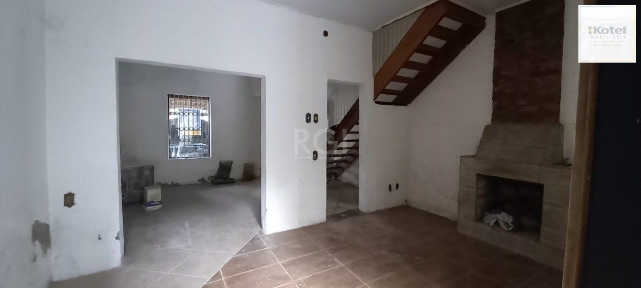Sobrado para Venda - 110m², 4 dormitórios, sendo 1 suites, 2 vagas - Floresta — foto 2