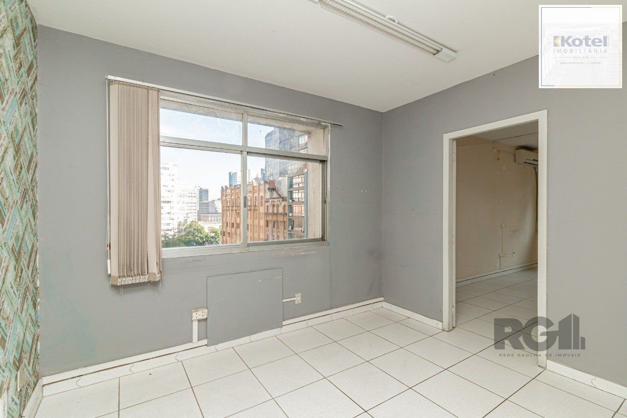 Sala Comercial à venda, 294m², Centro Histórico - Porto Alegre