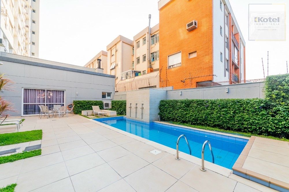 Apartamento no Menino Deus, 2dormitórios e 2 vagas por 450mil — foto 2
