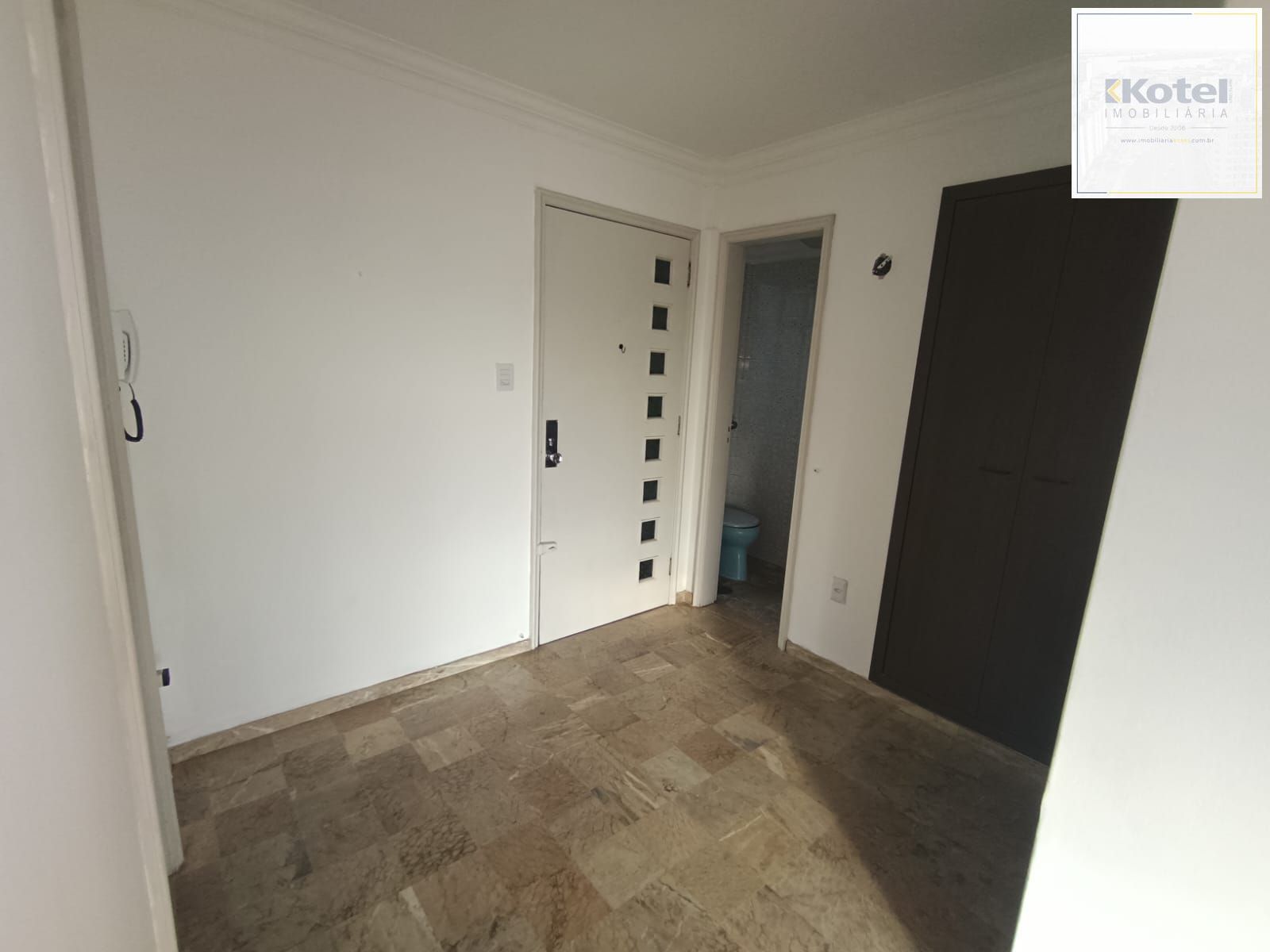 Apartamento, 3 quartos, à venda, 132 m², Menino Deus - Porto Alegre — foto 2