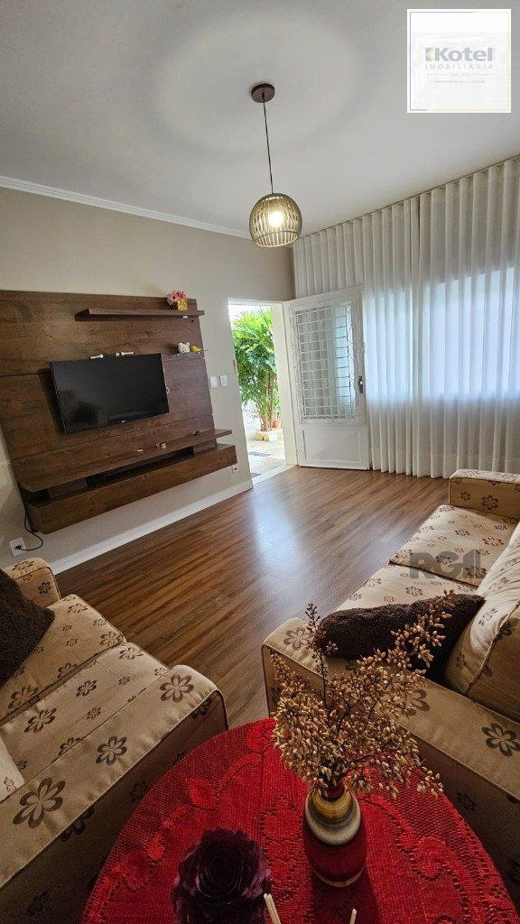 Casa 3 dormitórios, 5 vagas, 155 m² área construída, terreno 300m², Nonoai. — foto 3