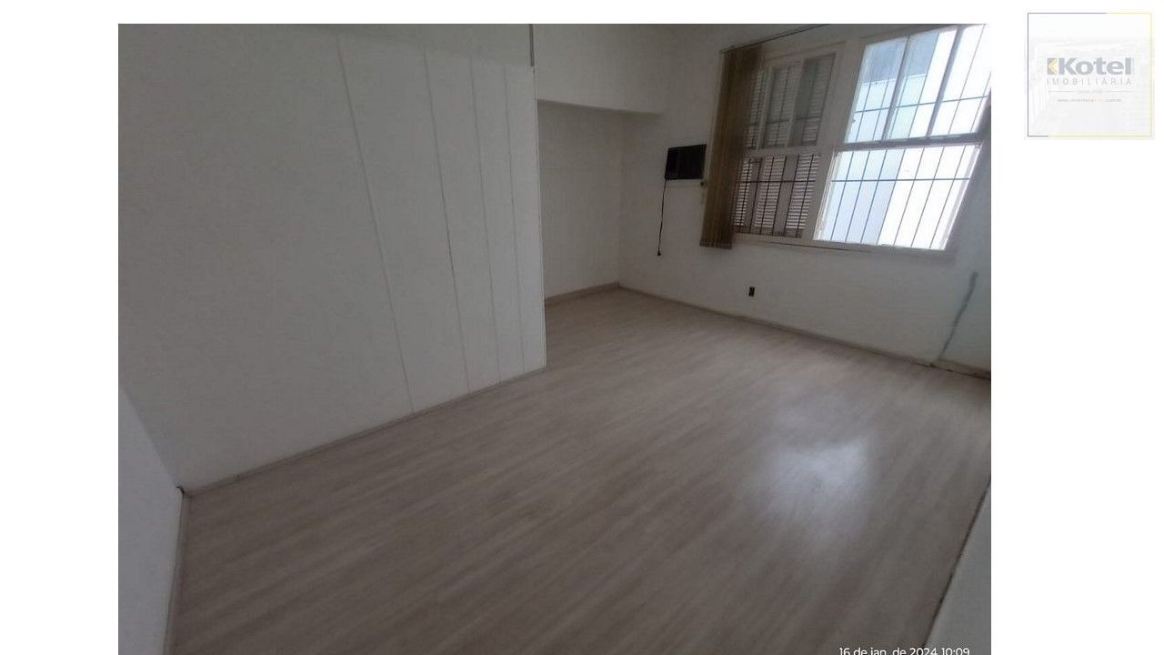 SALA COMERCIAL - 25,81m² - 1 vaga coberta -MENINO DEUS