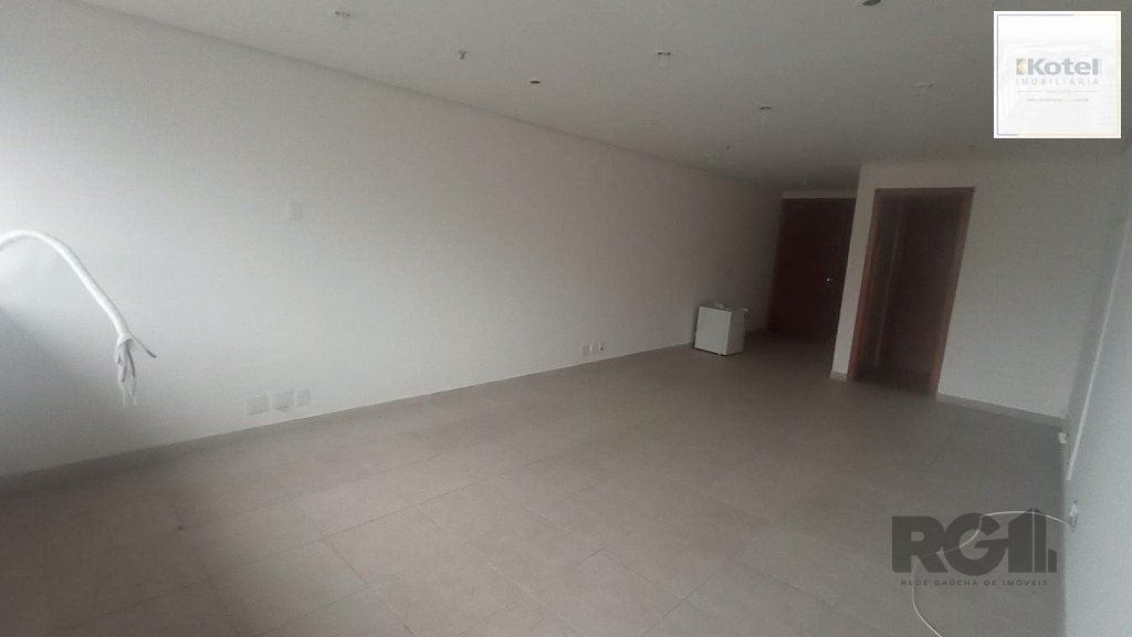 SALA - 41 M² - 1 VAGA -   MENINO DEUS — foto 3